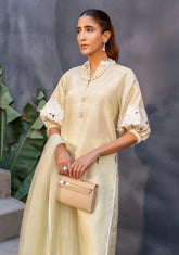 Zainab Zulfikar | Aida B