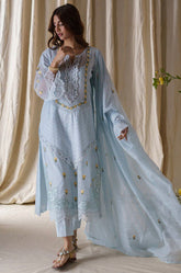 Farida Hasan | Cloudy Rose