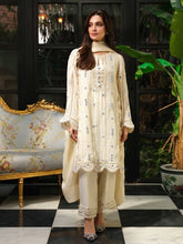 MAISON DE LACE | AYRA