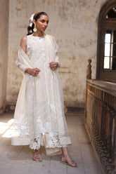 NADIA FAROOQUI | ZAHA