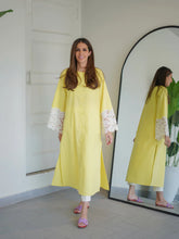 Sak | Crochet yellow shirt