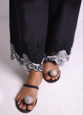IMAGE EMBROIDERED PANTS | ST-02