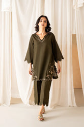 SUMAIRA KHANANI FALL BASICS’26 | MOSS