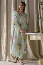 Farida Hasan | Aqua Lilly