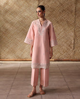 REPUBLICWOMENSWEAR 'NEOMA ESSENTIAL PRET'26' | ARLISSE