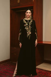 AMMARA KHAN ‘THE OVERTURE’26 | FLORAL NOIR VELVET KAFTAN