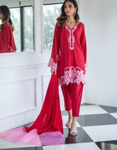 Nia Mia | Pink on Red Appliqués