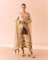 IQBAL HUSSAIN DIFFUSION SPRING SUMMER’25 | EO-15