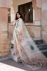 SHAZIA RAUF KHAN ‘GULAB MEHAL’25 | BANO