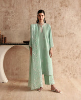 REPUBLIC WOMENSWEAR BASIC PRET’25 | IRIS