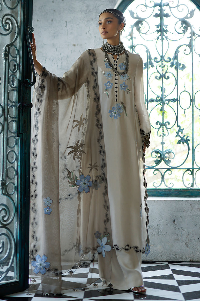 ROZINA MUNIB LUXE SILK PRET'26 | 02