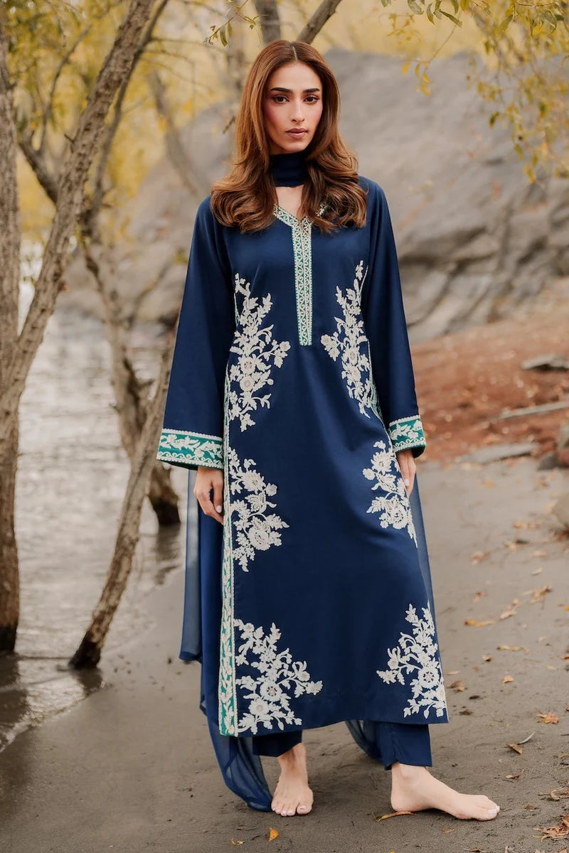 VINTAGE ‘MANNAT WINTER PRET’26 | AMAL