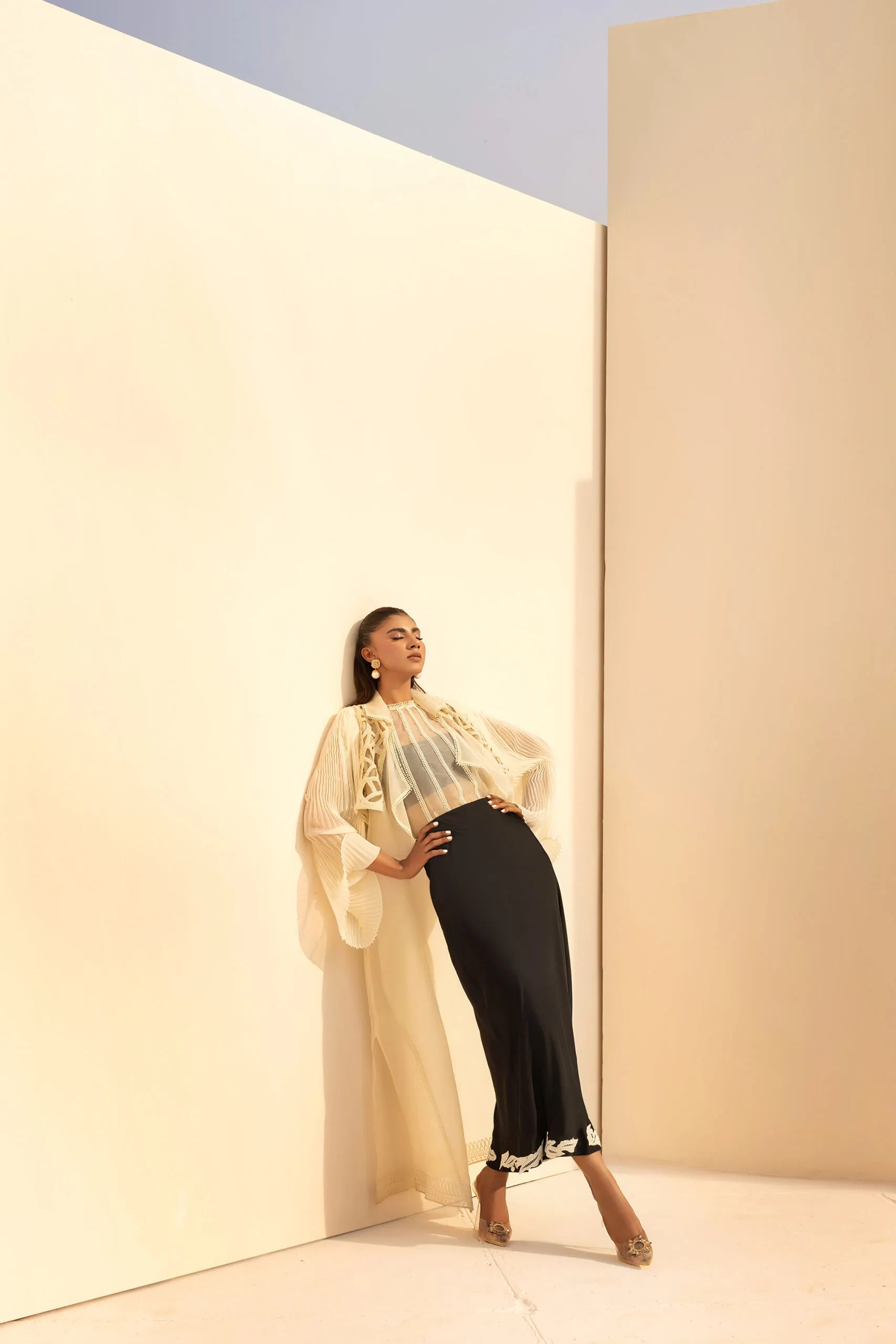UMAIMA MUSTAFA - RIA (IVORY)