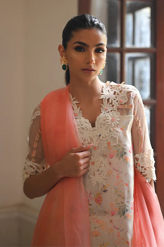 Nadia Farooqui | Ciel