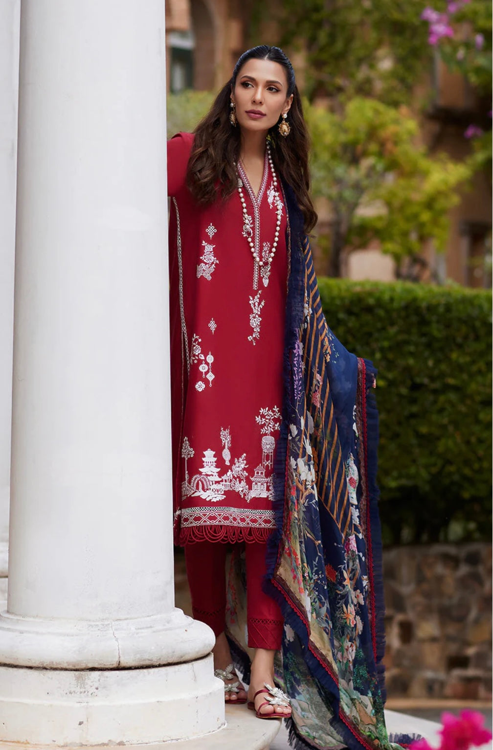 NIDA AZWER LUXURY LAWN’24 | SCARLET STARLET