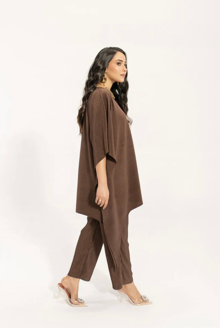 Hassal | Kiraz Brown Asymmetric Pleated Set