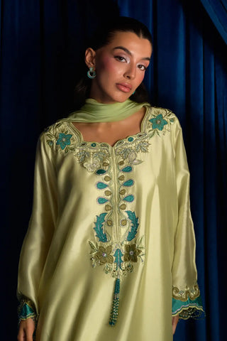 FLAIRS ‘AYRA FESTIVE FORMALS’26 | LIME POP