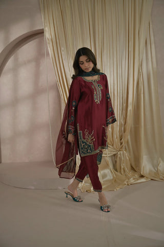 NIMRAH HAFSA ‘ZEINA FESTIVE FORMALS’26 | ROSA TEAL