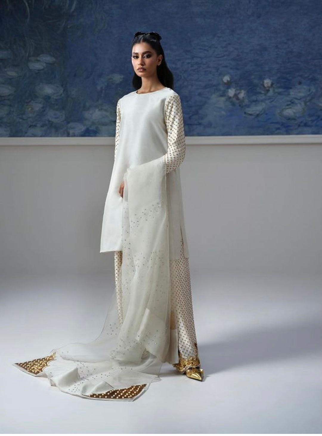MUSE LUXE | EGRET EMBELLISHED RAW SILK SET