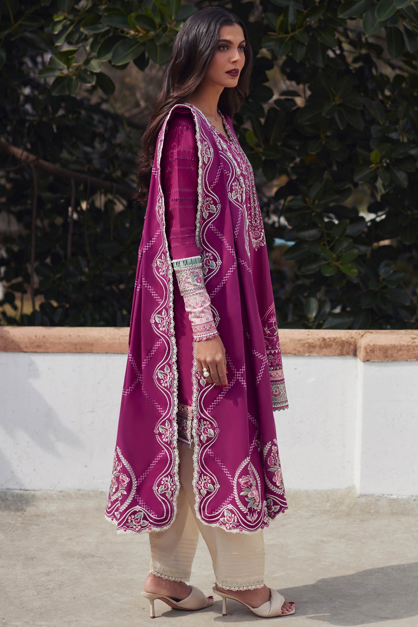 ELAN UNSTITCHED LAWN’24 | AIRA