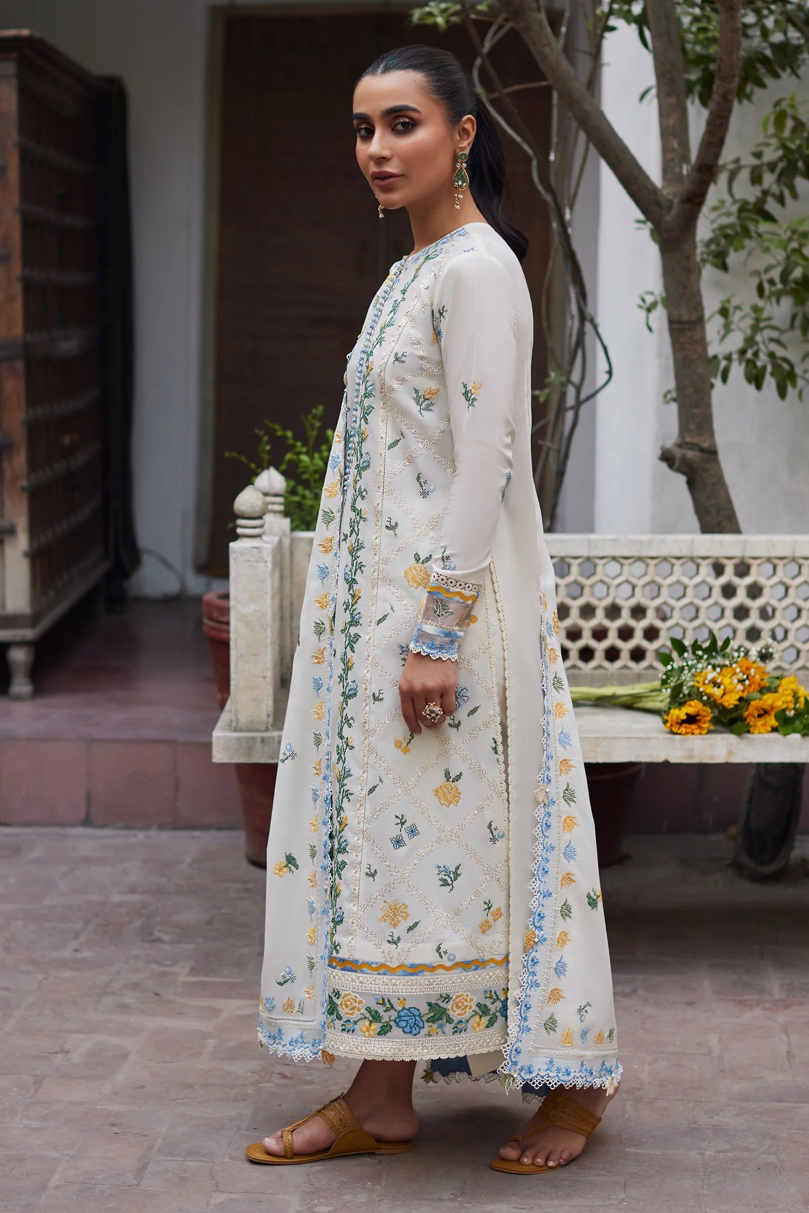 ZAHA FESTIVE UNSTITCHED’24 | LEYA