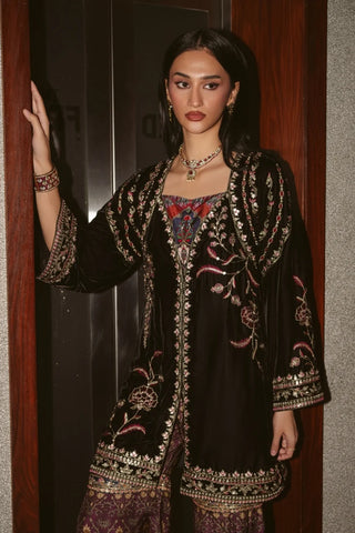 AMMARA KHAN ‘THE OVERTURE’26 | AK PRINT & VELVET GHARARA SET