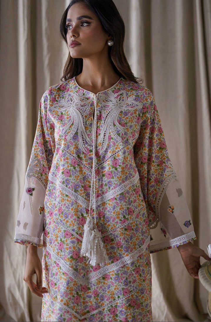 Farida Hasan | Dainty Floral