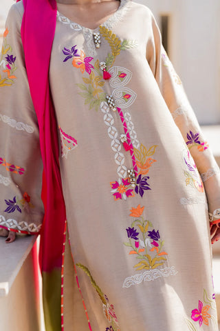 VINTAGE CLOTHING LAMOUR EDIT’26 | VISHA