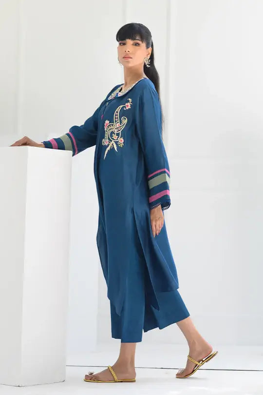 NADIA FAROOQUI CASAUL PRET’24 | TEAL TULIP