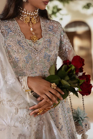 SUFFUSE FREESHIA RTW’26 | YASMIRA