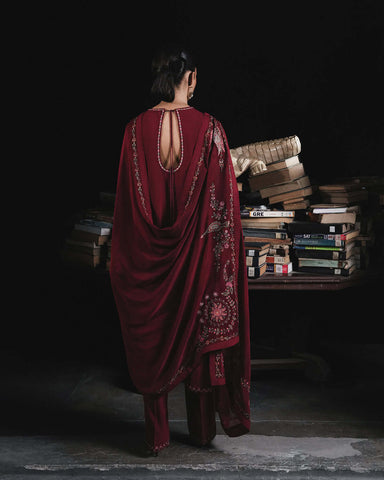 JUGNU KARANDI A/W’26 | PARUL