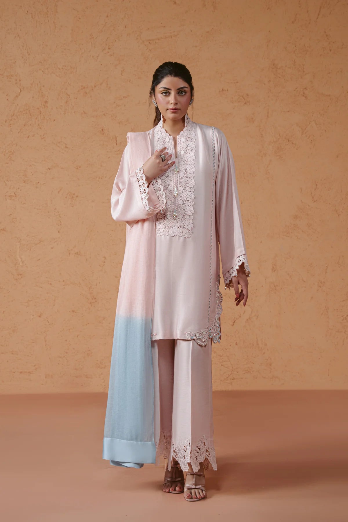 AMMARA KHAN ‘SIERA SUMMER LUXURY FORMALS’26 | ROSE FROST