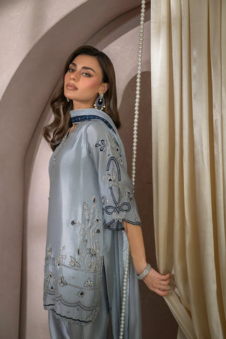 NIMRAH HAFSA ‘ZEINA FESTIVE FORMALS’26 | AIRA