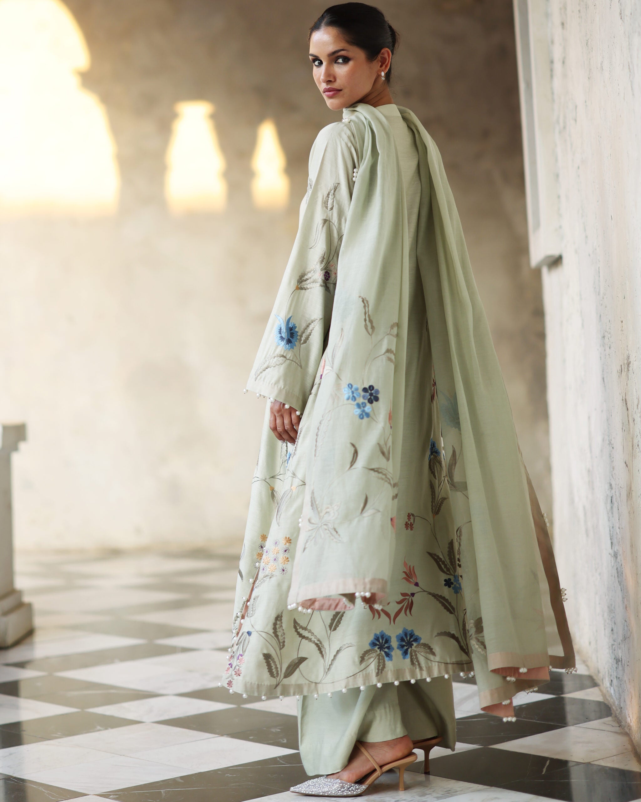 IQBAL HUSSAIN LUXURY PRET’24 | EC-19