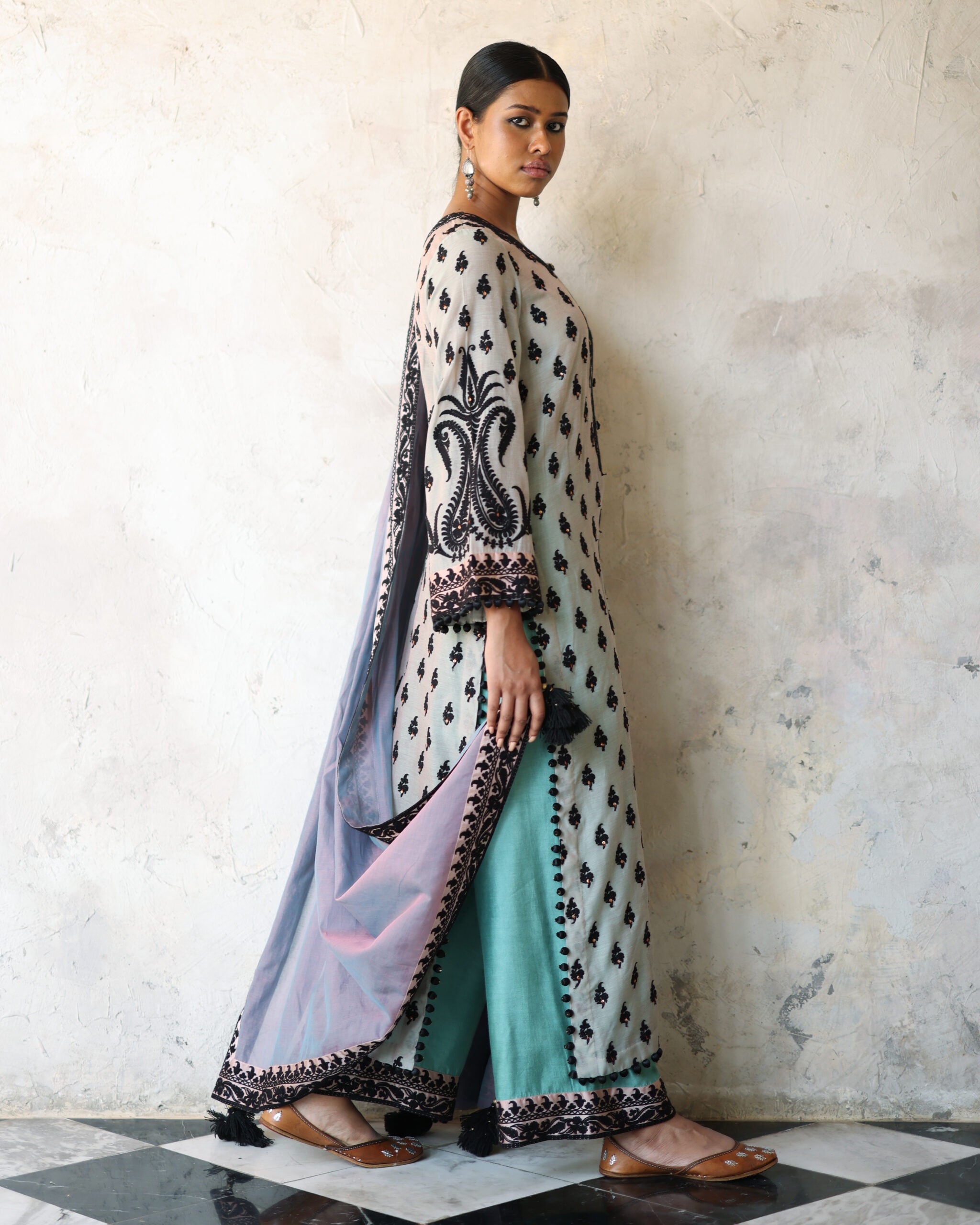 IQBAL HUSSAIN LUXURY PRET’24 | EC-11