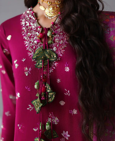 REPUBLICWOMENSWEAR ‘NEOMA FESTIVE UNSTITCHED’26 | GULNAR
