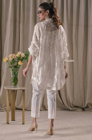 Farida Hasan | White Bubble