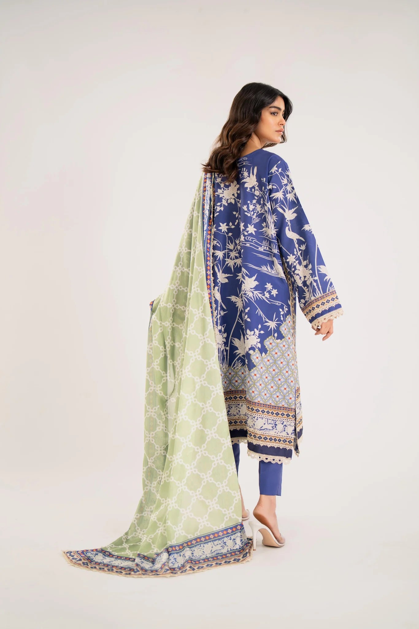 BARAE KHANOM SUMMER PRET’24 | NITA A