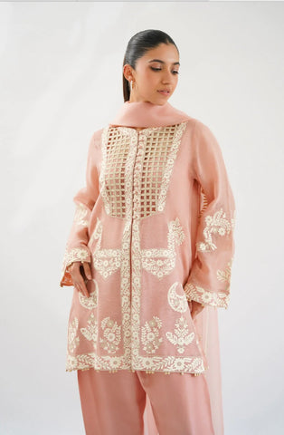 SANIA MASKATIYA LEAH’24 | ZEL (A)