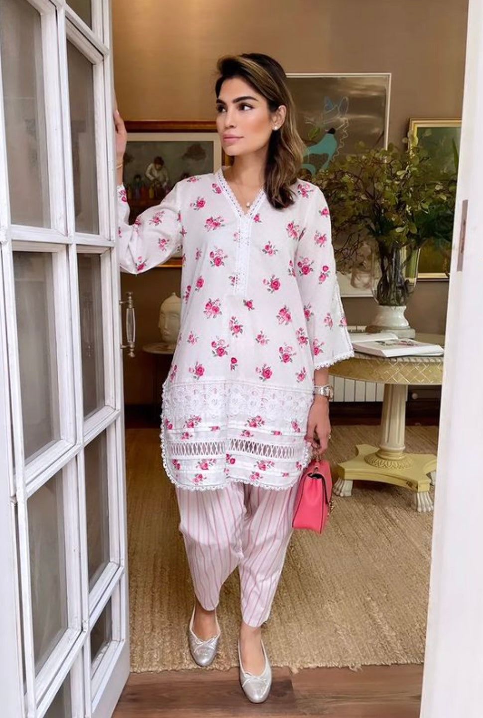 FARIDA HASAN | WHITE ROSE WITH SHALWAR