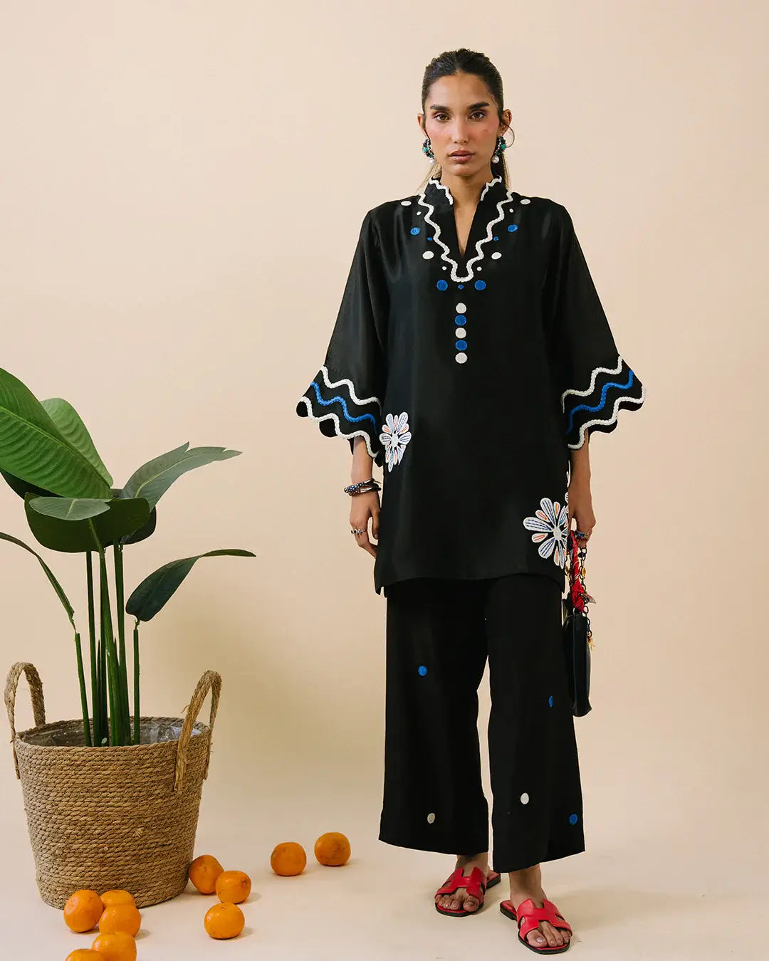 MEHREEN HAMZA TABANI ‘SOFT CHOAS LUXE PRET’26 | AMERICANO