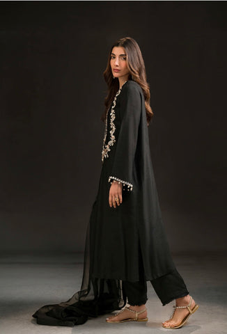 AMMARA KHAN GLITZ’24 | BLACK EVENING WEAR SET