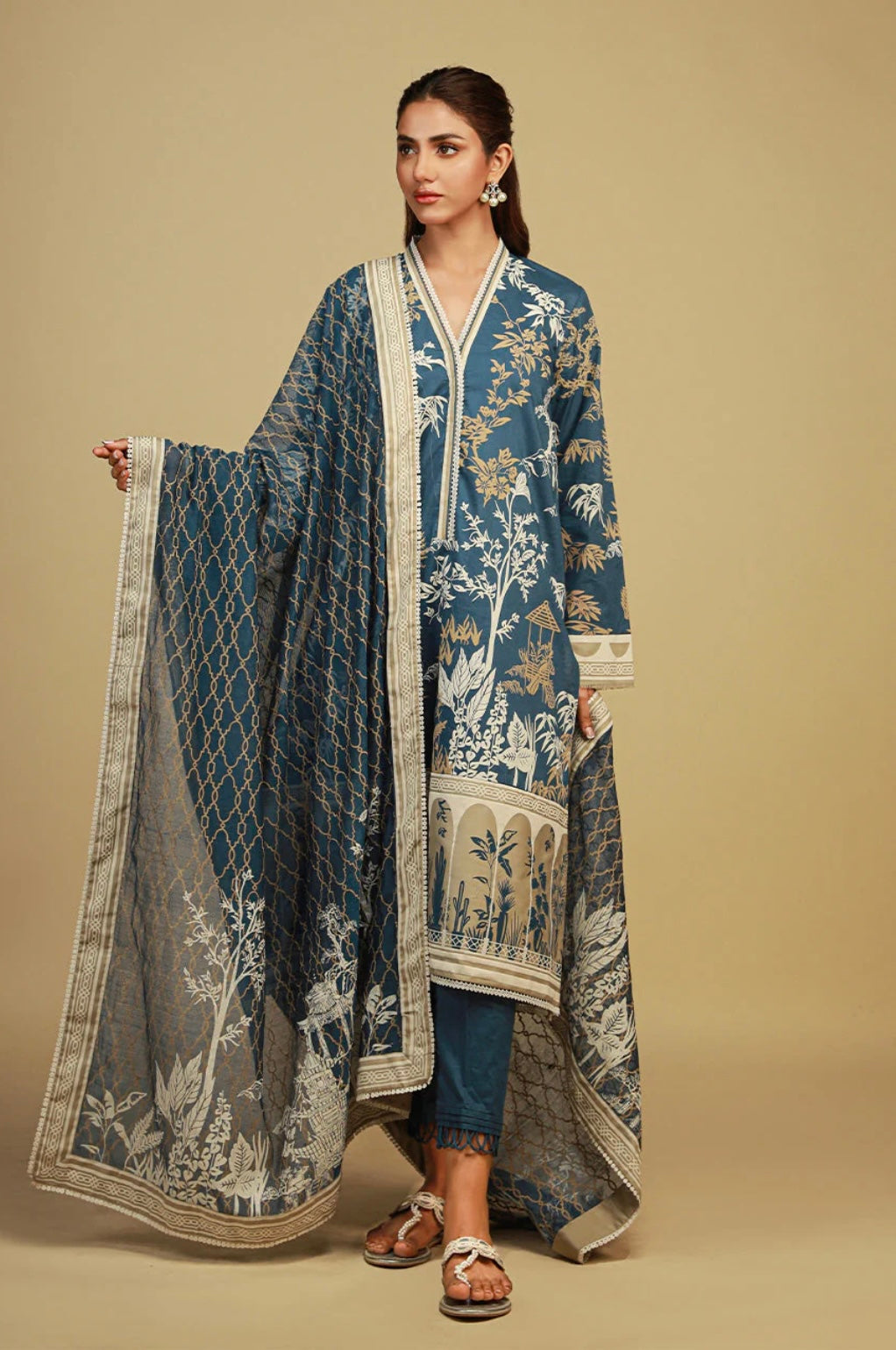NIDA AZWER NUR PRET | BLUE CASCADE