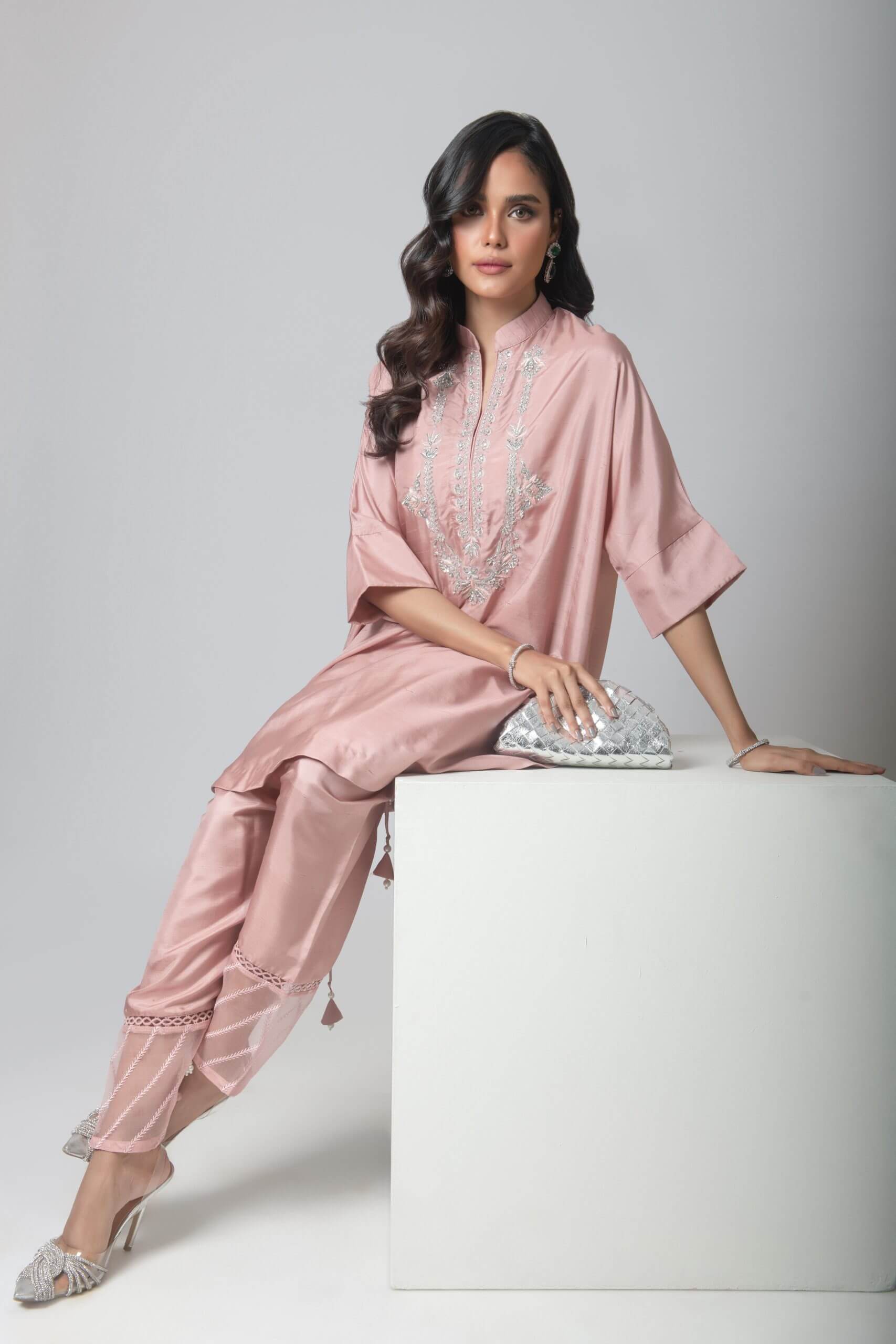 AYESHA SOMAYA LUXURY PRET’24 | PINKDUST