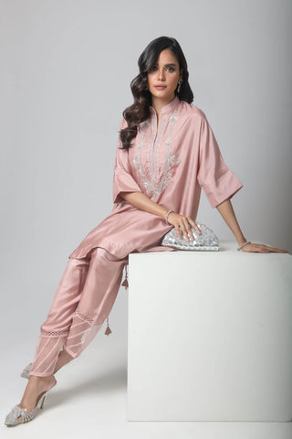 AYESHA SOMAYA LUXURY PRET’24 | PINKDUST