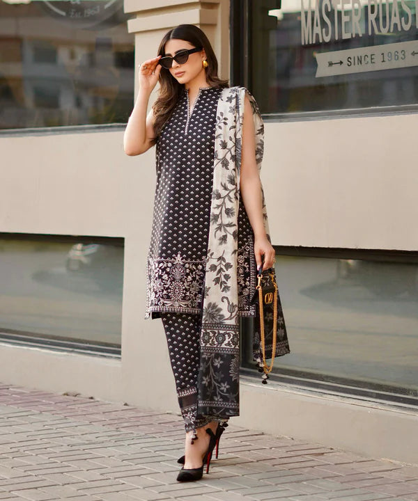 SAPPHIRE UNSTITCHED LAWN’24 | 0U3PESG24V48