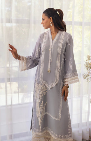 ANNUS ABRAR BASICS’24 | ZABEERA GREY