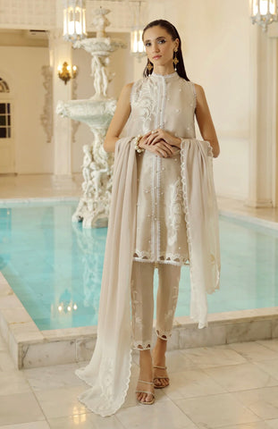 Momina Teli | Pearl Beauty