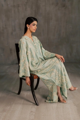 BARAE KHANOM AURA’26 | HALO B