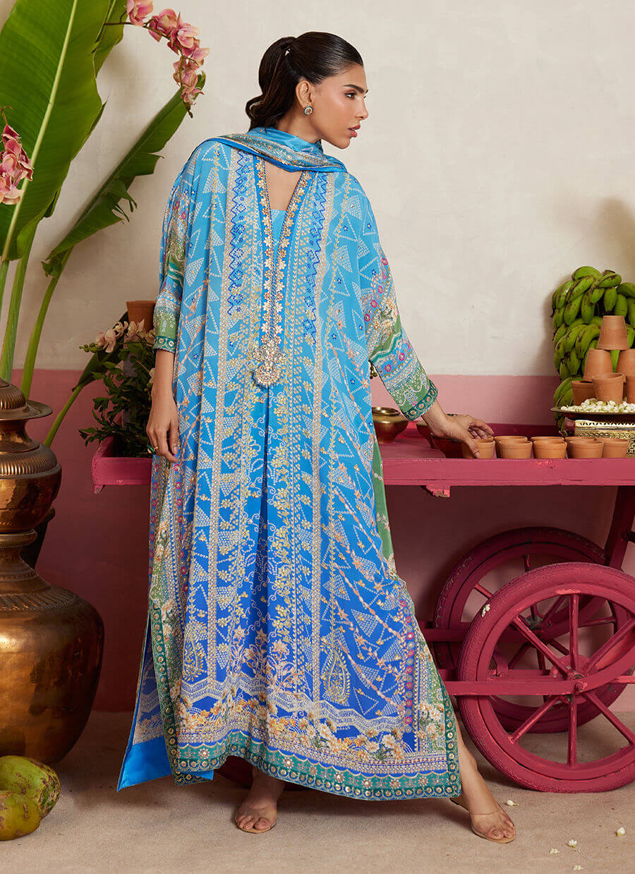FARAH TALIB AZIZ ‘MAYNA FESTIVE PRET’26 | ELARIA SKY BLUE